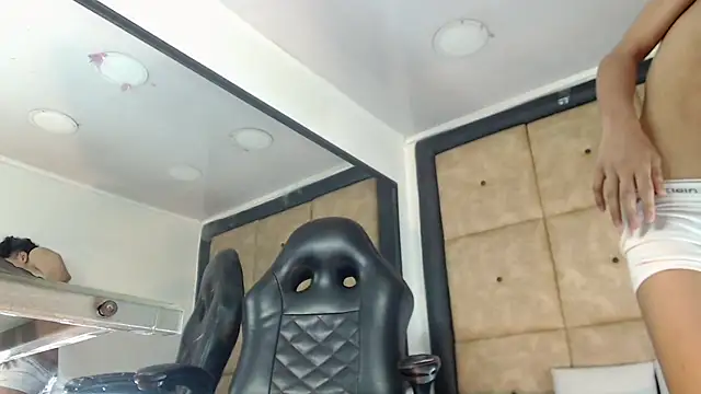 Snapshot of BrindyMichell chatting on September 16, 7:59 pm BrindyMichell online show from September 16, 7:59 pm