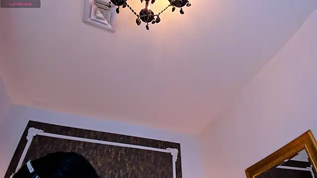 SharonBonet online show from October 27, 1:59 pm