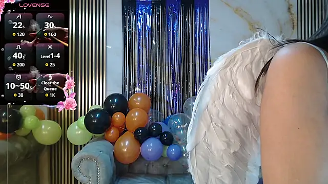 catalina5 s online show from October 31, 1:34 pm