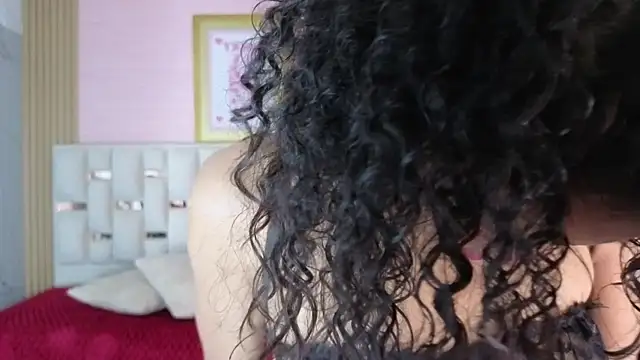 catalina5 s online show from April 18, 3:10 am