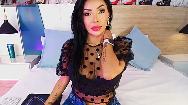 Snapshot of veronikali chatting on July 28, 7:39 pm veronikali online show from July 28, 7:39 pm