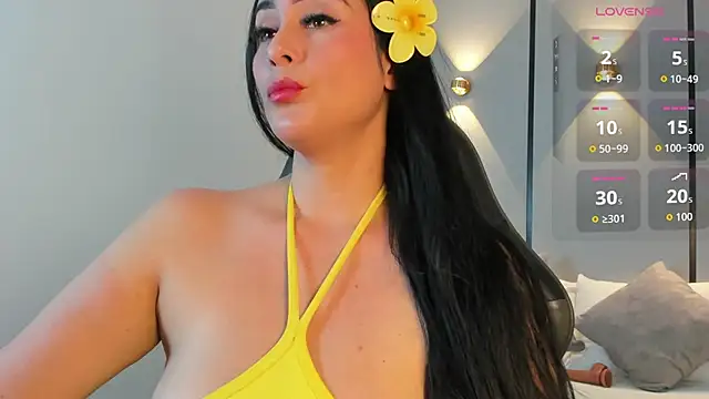 ashly moonn online show from April 16, 12:39 pm