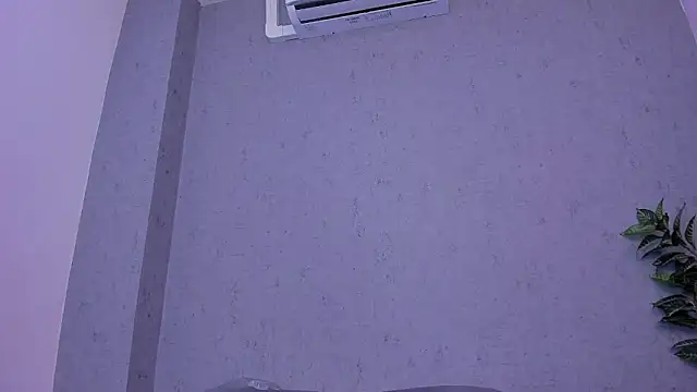 kissme luna online show from February 7, 7:28 pm