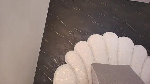 kissme luna online show from April 21, 7:06 pm