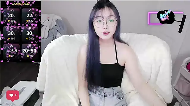 baby-yaya20 online show from November 15, 8:22 am