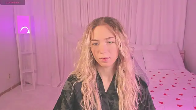 Susan Mimi online show from December 4, 3:27 am