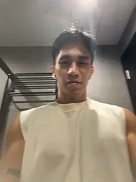 Snapshot of gooodboiii chatting on July 23, 3:43 pm gooodboiii online show from July 23, 3:43 pm