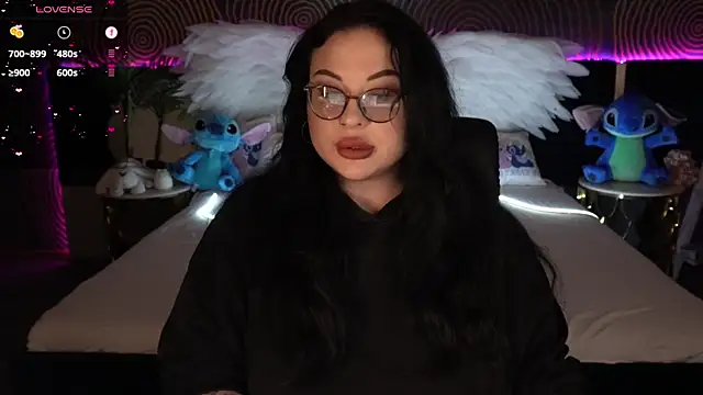 Snapshot of SerahMirabeli chatting on October 4, 7:23 pm SerahMirabeli online show from October 4, 7:23 pm