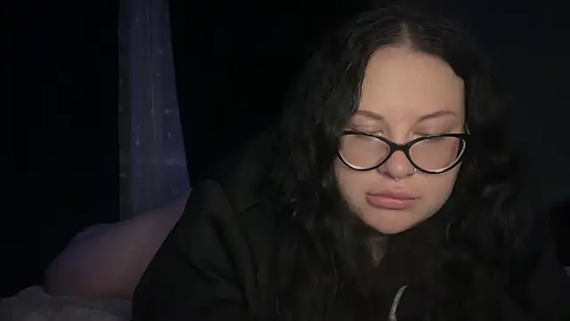 Snapshot of SerahMirabeli chatting on October 14, 3:13 pm SerahMirabeli online show from October 14, 3:13 pm