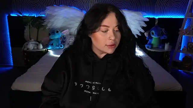 Snapshot of SerahMirabeli chatting on October 23, 7:12 pm SerahMirabeli online show from October 23, 7:12 pm