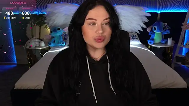 Snapshot of SerahMirabeli chatting on October 25, 6:46 pm SerahMirabeli online show from October 25, 6:46 pm