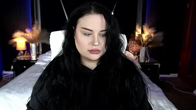 Snapshot of SerahMirabeli chatting on November 27, 8:22 pm SerahMirabeli online show from November 27, 8:22 pm