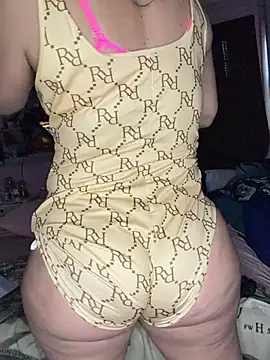 shortywidaphatty online show from December 3, 6:28 pm