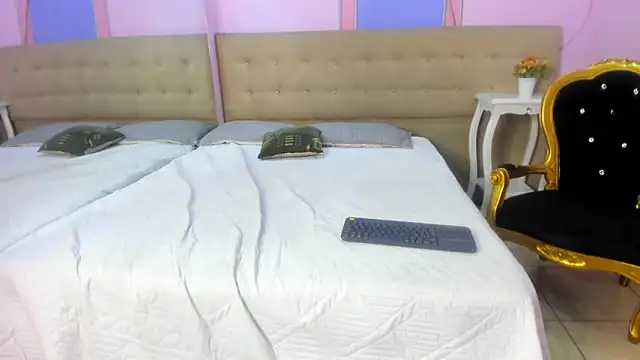 Aisha Noir online show from September 19, 12:06 pm