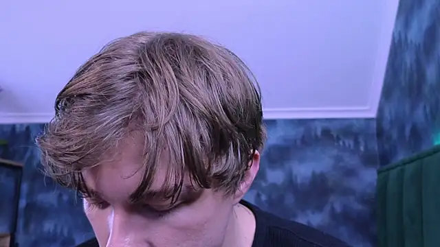 MarkShot  online show from December 2, 5:19 pm