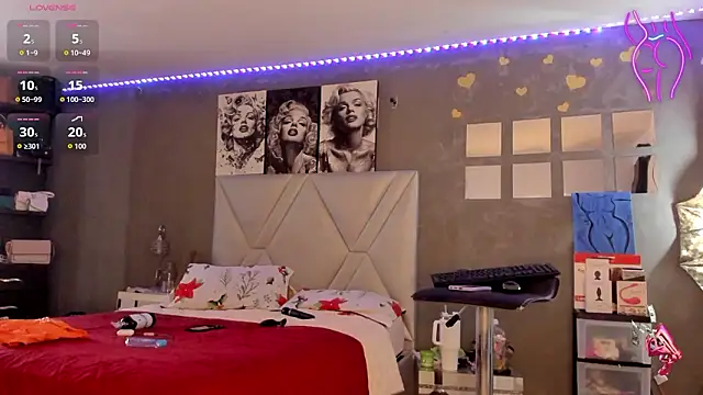 sexyzoe 69 online show from March 7, 8:39 pm