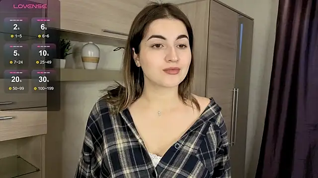 Nellie Campbell online show from October 13, 2:17 pm