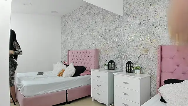 PaolaSanz online show from October 4, 11:41 am