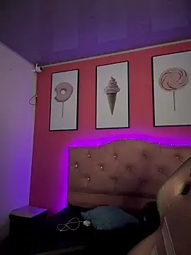 Megaan  More online show from December 23, 1:25 am