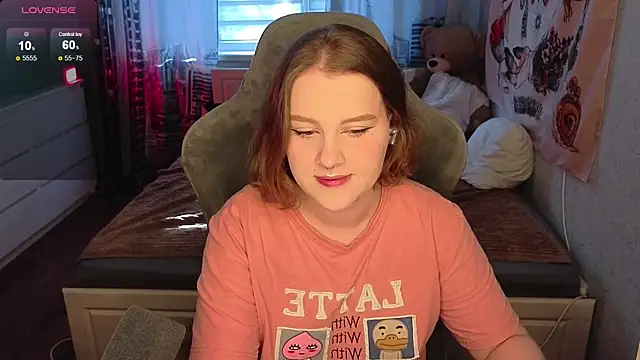 Snapshot of OliviaBlade chatting on September 17, 4:58 am OliviaBlade online show from September 17, 4:58 am