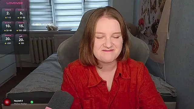 Snapshot of OliviaBlade chatting on September 26, 5:11 am OliviaBlade online show from September 26, 5:11 am