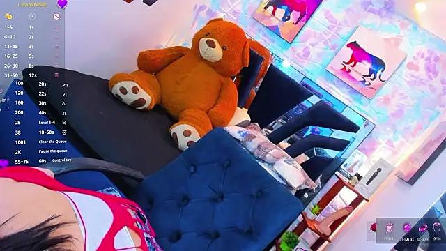 Charlotte Landry   online show from February 25, 3:54 pm