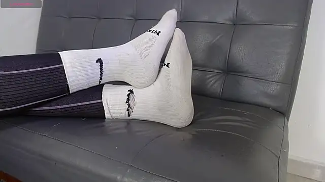 Deysha Garcias online show from January 9, 4:43 pm