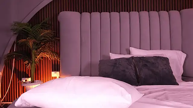 Isabellax21 online show from March 12, 4:18 am