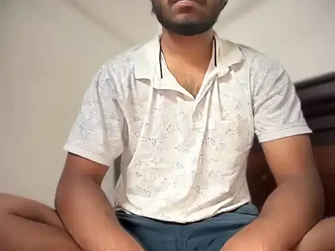 bossyjuicy online show from March 11, 7:31 pm