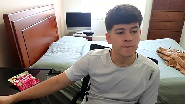 Snapshot of tightncuteass chatting on September 11, 2:50 pm tightncuteass online show from September 11, 2:50 pm