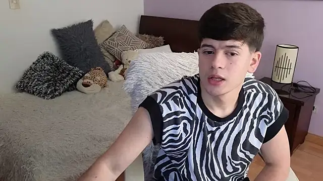 Snapshot of tightncuteass chatting on September 16, 2:07 pm tightncuteass online show from September 16, 2:07 pm