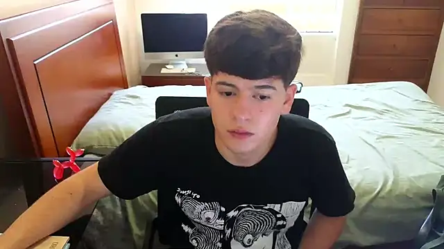 Snapshot of tightncuteass chatting on September 17, 9:05 pm tightncuteass online show from September 17, 9:05 pm