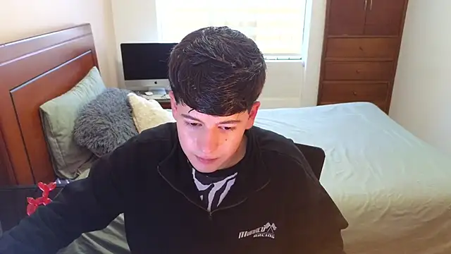 Snapshot of tightncuteass chatting on September 23, 9:18 pm tightncuteass online show from September 23, 9:18 pm