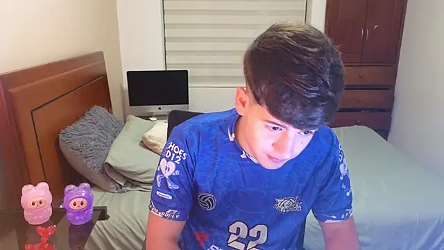 Snapshot of tightncuteass chatting on September 28, 11:10 pm tightncuteass online show from September 28, 11:10 pm