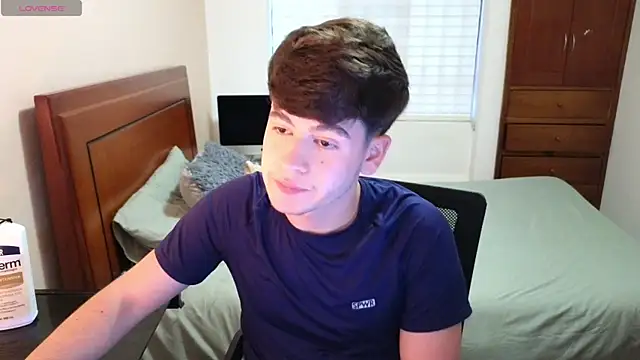 Snapshot of tightncuteass chatting on October 18, 10:21 pm tightncuteass online show from October 18, 10:21 pm