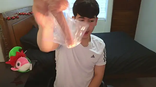 Snapshot of tightncuteass chatting on November 11, 9:59 pm tightncuteass online show from November 11, 9:59 pm