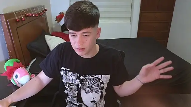 Snapshot of tightncuteass chatting on November 12, 10:52 pm tightncuteass online show from November 12, 10:52 pm