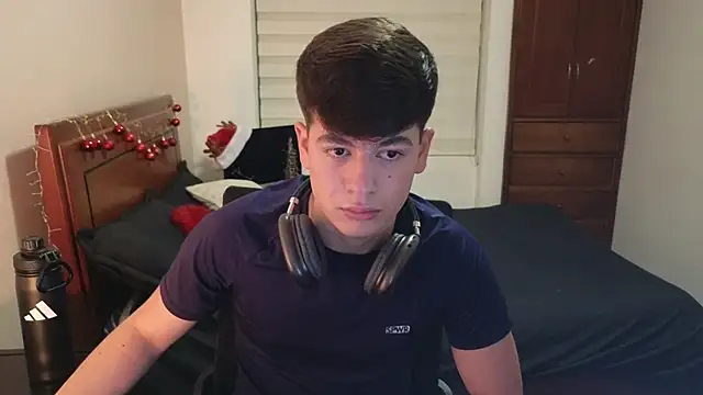 Snapshot of tightncuteass chatting on November 24, 11:48 pm tightncuteass online show from November 24, 11:48 pm