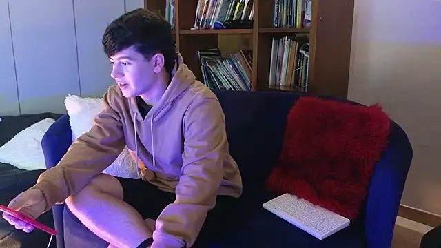 tightncuteass online show from March 20, 2:38 am