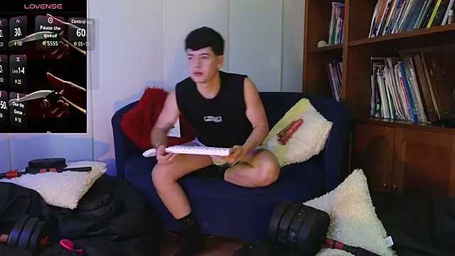 tightncuteass online show from April 22, 6:53 pm