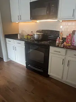 AllesandraLove online show from April 30, 4:57 pm