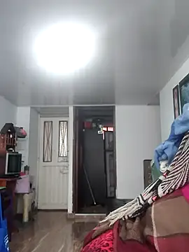 Snapshot of Casandra_Cruz chatting on September 13, 1:44 pm Casandra Cruz online show from September 13, 1:44 pm