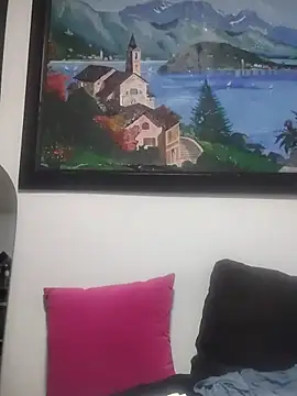 Snapshot of Casandra_Cruz chatting on October 2, 12:12 pm Casandra Cruz online show from October 2, 12:12 pm