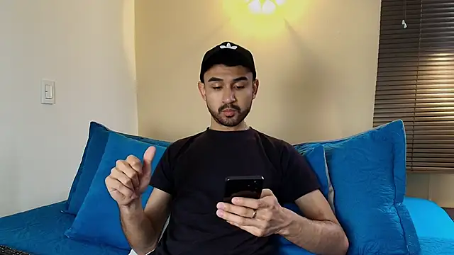 Axel Moon S online show from October 14, 6:52 pm