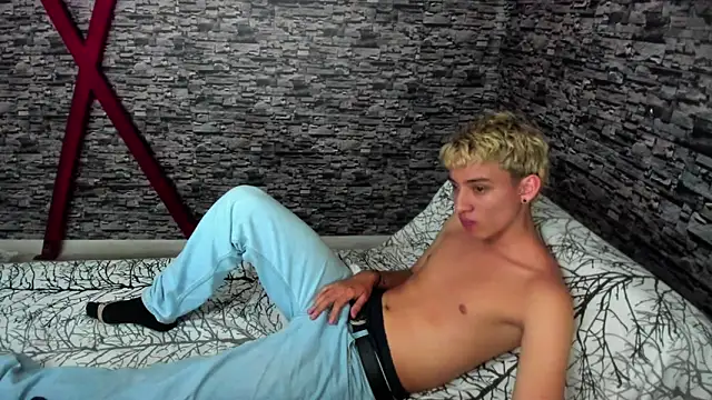 weesley boy online show from September 11, 11:38 pm