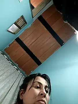 vanessa-titisM online show from November 28, 2:25 am