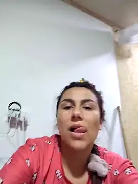 vanessa-titisM online show from April 16, 1:06 am