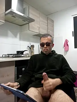 EmilioTaladdro online show from March 29, 12:10 am