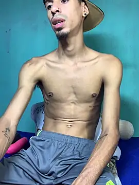 Snapshot of Alexx_1214 chatting on September 22, 2:13 am Alexx 1214 online show from September 22, 2:13 am