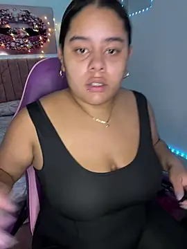 Anabelle 00  online show from April 18, 3:10 am